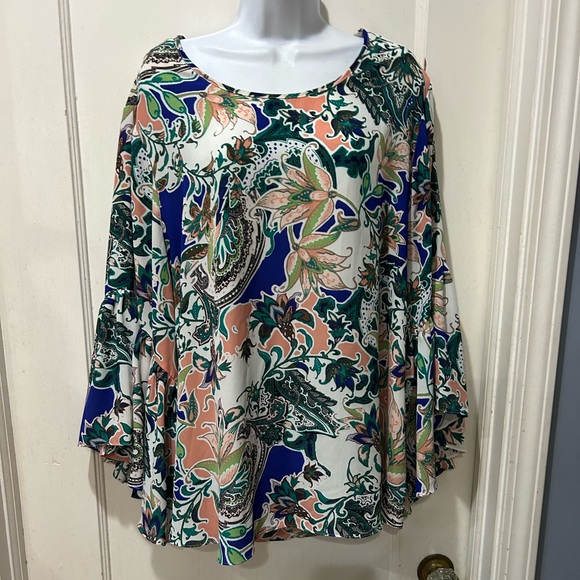 Cato Woman 1X 18/20W Peach Green Paisley Shirt Whimsical boho Bell Sleeves Trend - Picture 1 of 5